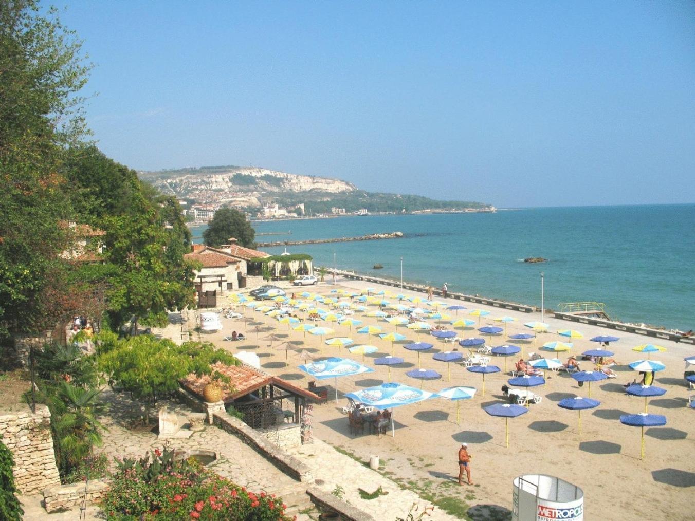 Lotos Hotel Balchik Exterior photo