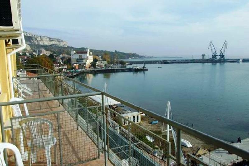 Lotos Hotel Balchik Exterior photo